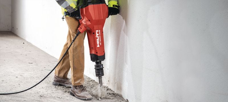 TE-H SM Spetsmejslar Spetsmejselbits för lättare bilning/uppbrytning av betong och murverk med hjälp av tredje generationens TE 3000- eller H28-rivningsverktyg med klämma Användningsområden 1